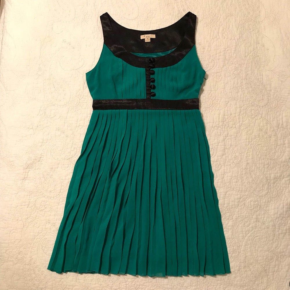 Holiday party dress 🎉